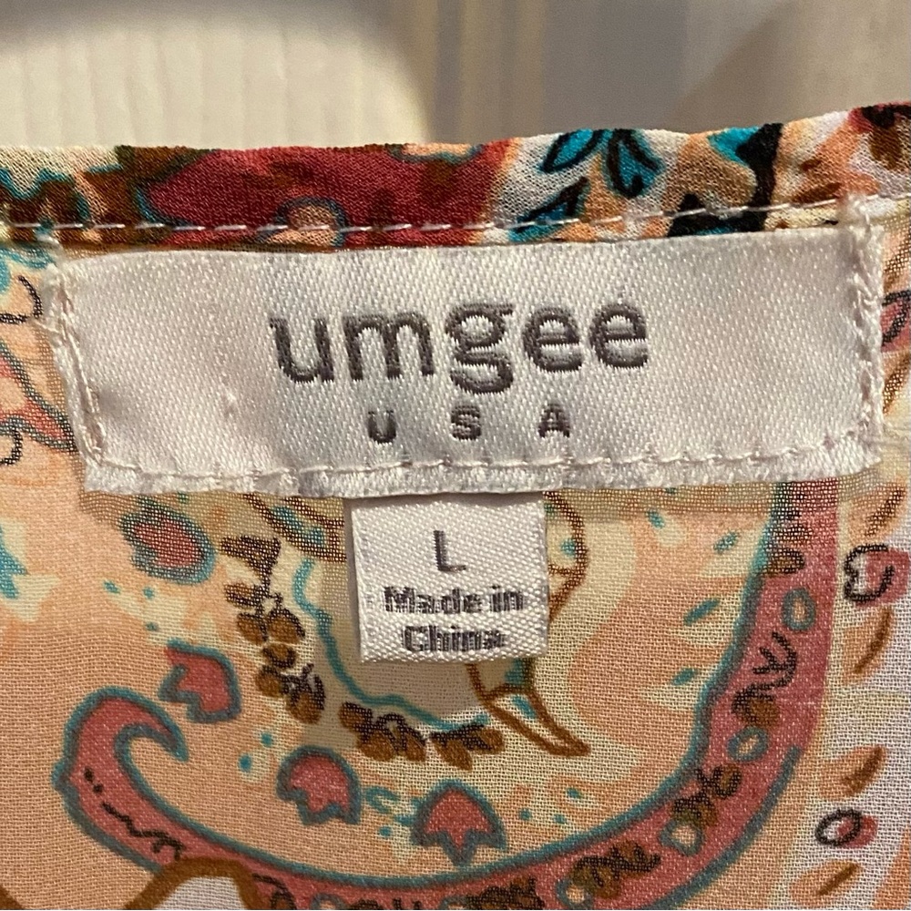 UMGEE  L sheer, beautiful paisley blouse EUC - Picture 2 of 7